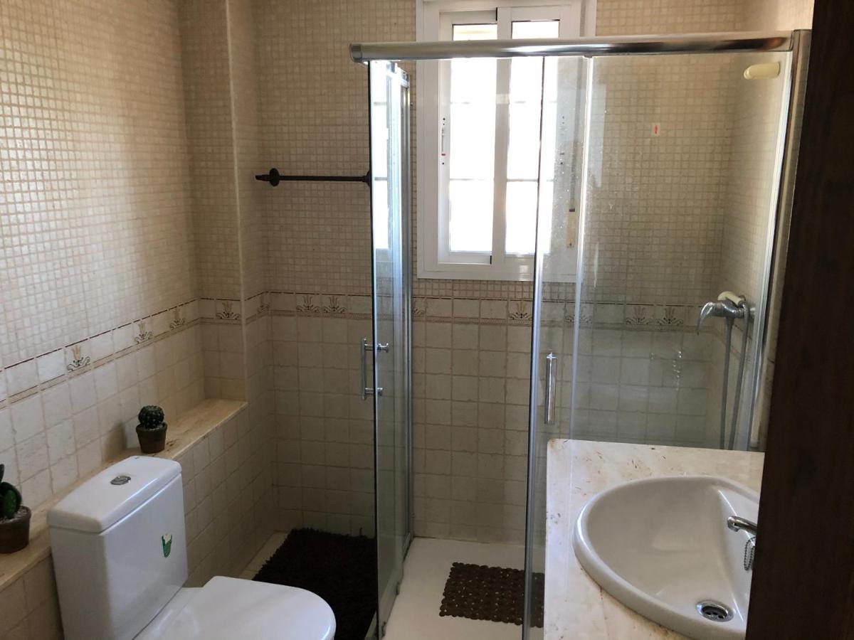 Moderno Y Amplio Chalet, Con Piscina Privada شيكلانا دي لا فرونتيرا المظهر الخارجي الصورة