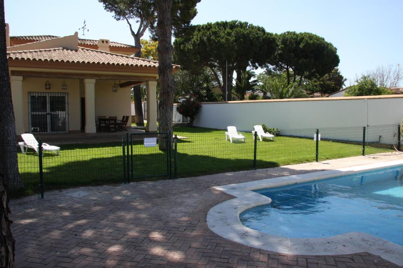 Moderno Y Amplio Chalet, Con Piscina Privada شيكلانا دي لا فرونتيرا المظهر الخارجي الصورة