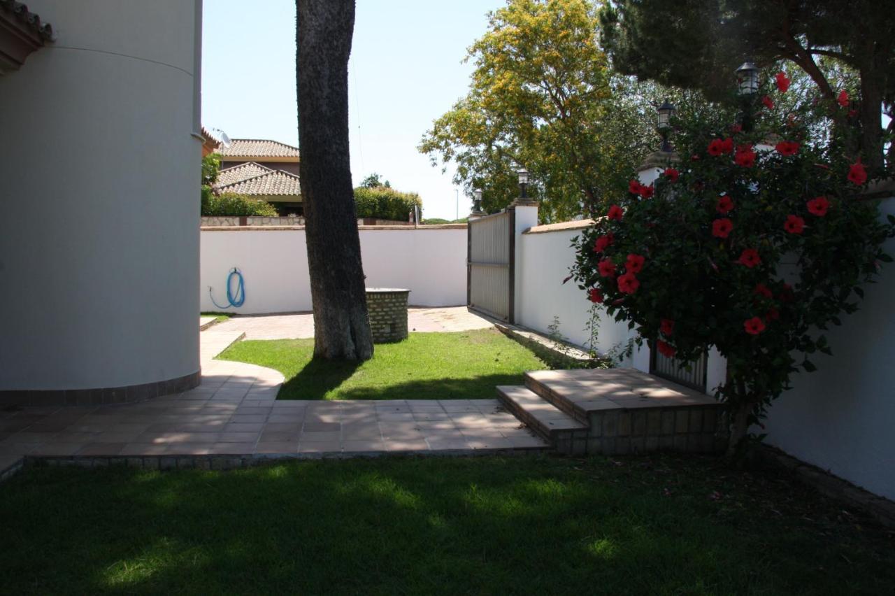 Moderno Y Amplio Chalet, Con Piscina Privada شيكلانا دي لا فرونتيرا المظهر الخارجي الصورة