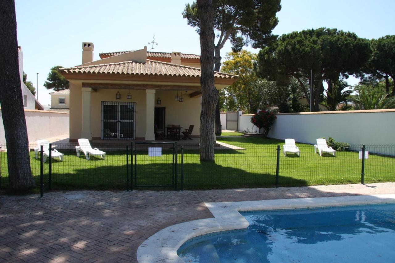 Moderno Y Amplio Chalet, Con Piscina Privada شيكلانا دي لا فرونتيرا المظهر الخارجي الصورة