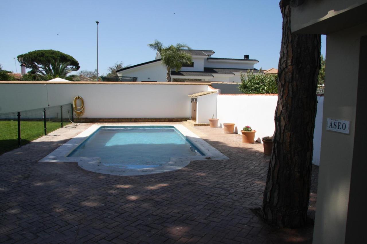 Moderno Y Amplio Chalet, Con Piscina Privada شيكلانا دي لا فرونتيرا المظهر الخارجي الصورة