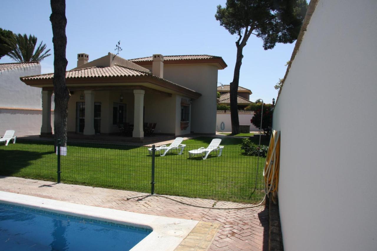 Moderno Y Amplio Chalet, Con Piscina Privada شيكلانا دي لا فرونتيرا المظهر الخارجي الصورة